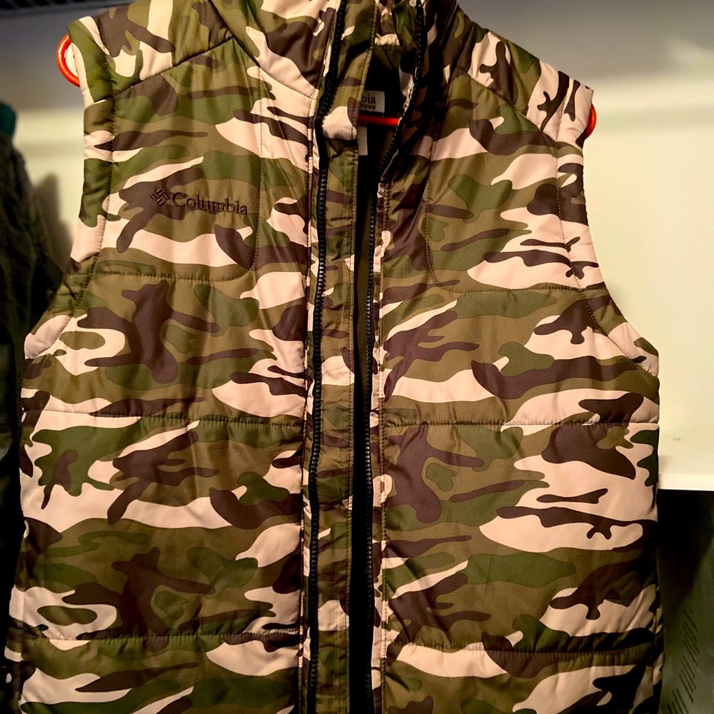 Youth 14/16 Columbia vest